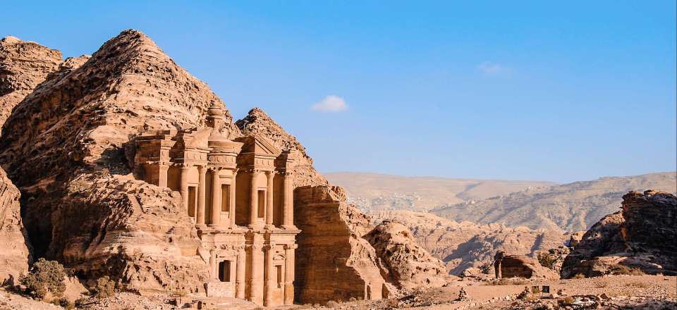 Autotour en Jordanie à la découverte des sites majeurs du pays : d'Amman à Petra, en passant par la Mer Morte et le Wadi Rum !