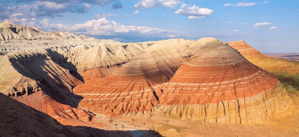 Partez découvrir les merveilles naturelles et les cités de la route de la soie qu’a à offrir le Kazakhstan.