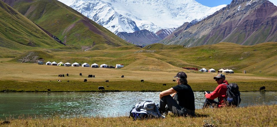 Trois treks: dans le Pamir, les Monts Fergana et à Son Koul. Ascension de Yuhin Peak à 5130 m