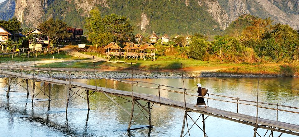 Circuit Laos en famille, 12 jours à la découverte de Vientiane, Vang Vieng, Luang Prabang et des grottes de Pak Ou. 