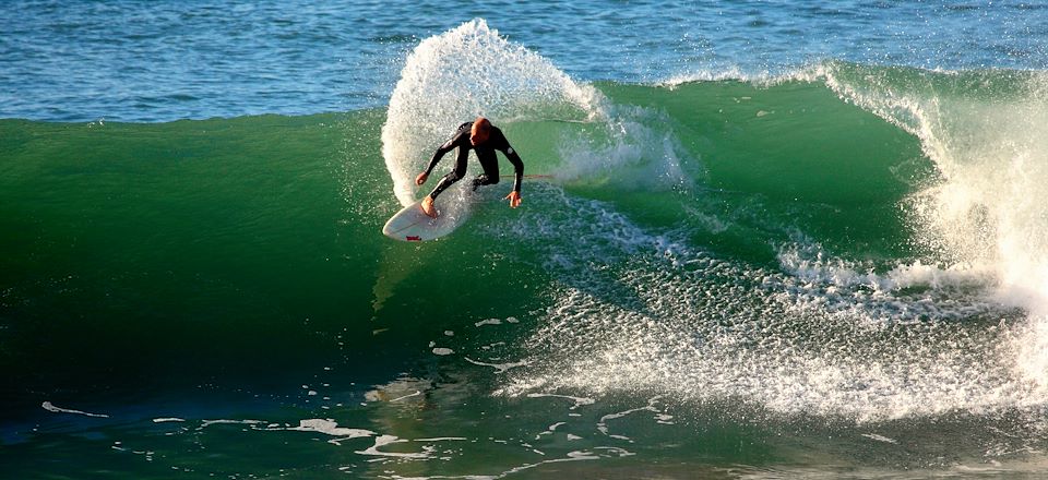 Surfez les meilleures vagues de la région de Taghazout jusqu'aux portes du Sahara