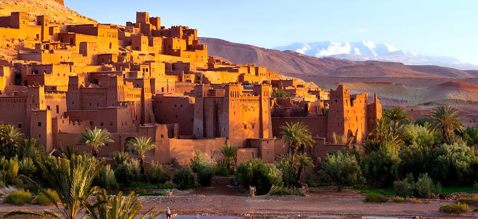 Randonnée au fil de l’Atlas marocain, entre vallées verdoyantes et falaises rougeoyantes, à la rencontre des peuples berbères