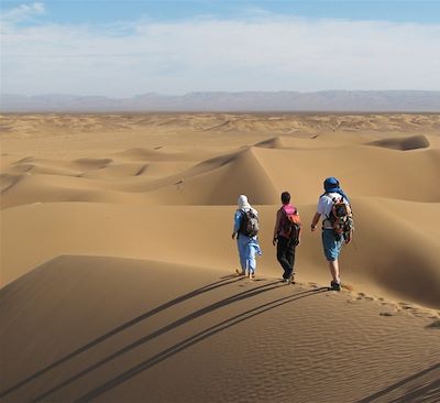 Voyage exclusif au Maroc dans la vallée du Drâa, de Ouarzazate au désert de dunes de Chegaga, en passant par le djebel Bani 