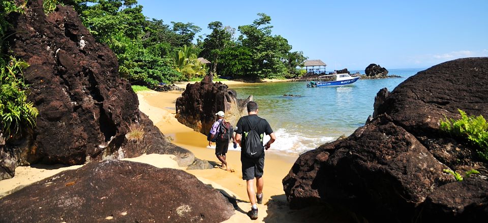 Trek d'exception à Madagascar, en immersion dans la nature, entre forêt primaire et petites criques sauvages