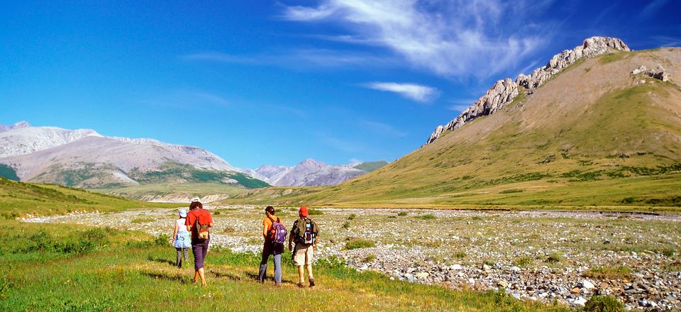 Trek en Mongolie dans la région du lac de Khovsgol, une randonnée hors des sentiers battus avec nuit en bivouac et guides locaux.