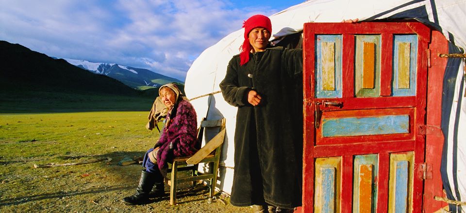 Voyage au cœur des steppes mongoles au cœur des pâturages verdoyants du centre de la Mongolie, en 4x4 avec guide francophone