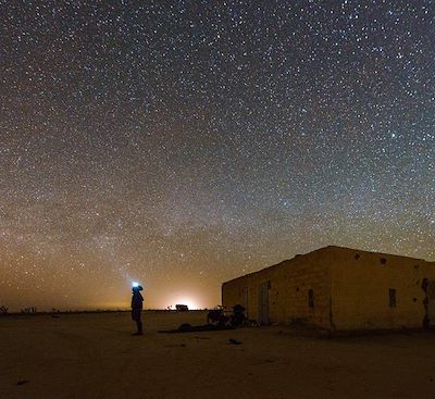 Voyage en Mauritanie dans l'Adrar pour observer le ciel étoilé dans le désert avec l'astronome Marc Buonomo
