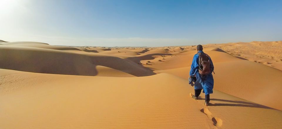 Randonnée au coeur des dunes de l'Adrar et découverte de Terjit et Nouakchott.