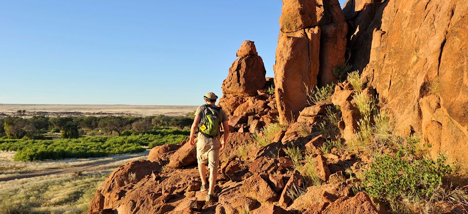 Randonnées, rencontres et safaris : du désert du Namib au parc national d'Etosha !