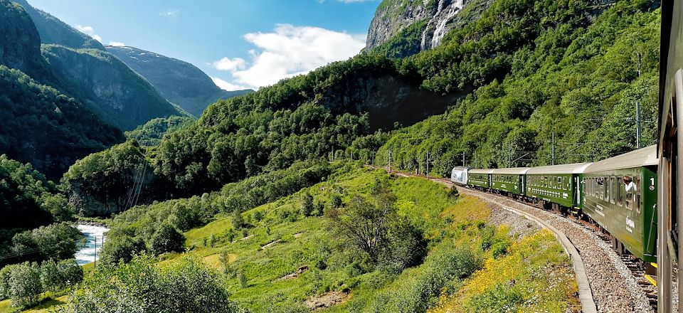 Les incontournables de la Norvège du sud, de Oslo à Bergen, en passant par Trondheim, en train et en bateau