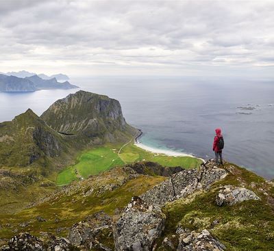 Trek Lofoten : Découverte du sud de l'archipel entre mer et montagne à partir d'un rorbu idéalement situé 