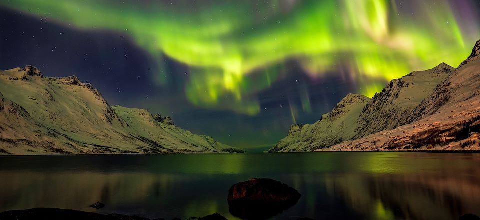 Voyage Aurores Boréales en Norvège : le plein d'activités au départ de Tromso telles que motoneige, traineau à chiens, raquettes