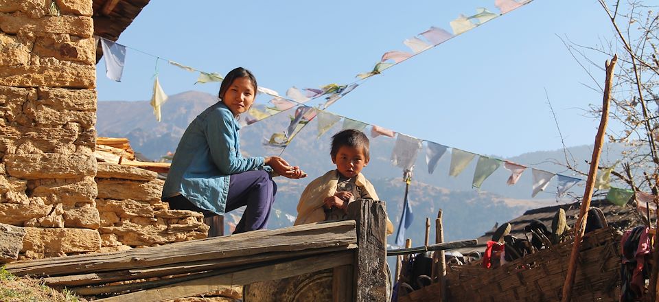 Trek dans la région de l'Everest : immersion dans la culture sherpa et rencontres, entre rizières et hauts sommets de l'Himalaya