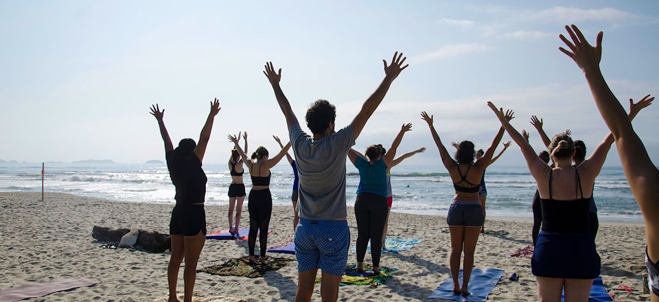 Séjour yoga, détente et bien-être avec balade en vélo et en bateau près de l'océan au Portugal.