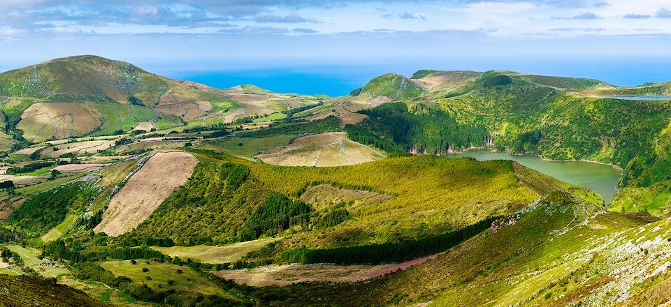 Découverte de 4 des neuf îles des Açores dont Flores et Corvo, les îles les plus sauvages de l'archipel 