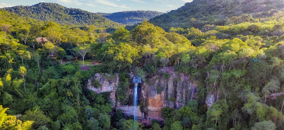 Des chutes d’Iguaçu aux forêts d’Ybytyruzú, des cascades d’Ybycuí aux rives du Manduvirá, jusqu’aux steppes sauvages du Chaco