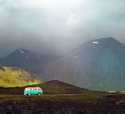 Road trip sur les mythiques routes des Highlands en van à la découverte des sites incontournables de l'Ecosse