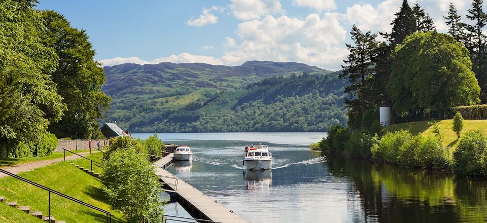 Croisière en bateau sur le canal calédonien le long de la Great Glen Way, en plein cœur des Highlands !