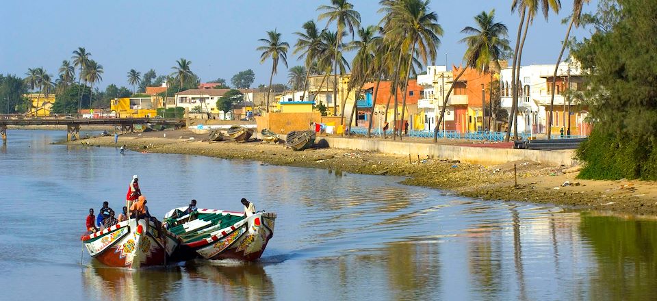 Voyage en pirogue sur le fleuve Sénégal, visites de Saint Louis, Podor, Richard Toll et détente sur la langue de Barbarie...