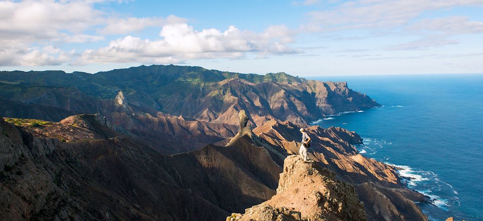 Escapade sur l’île de Sainte-Hélène au milieu de l'Atlantique Sud entre alizés, sentiers volcaniques et souvenirs de Napoléon