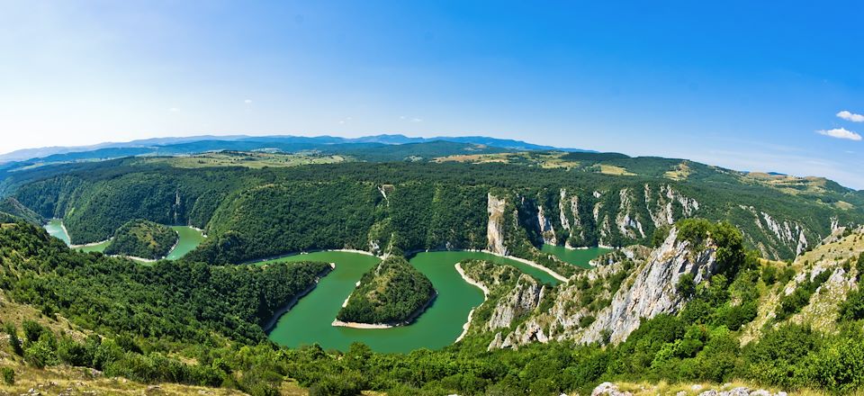 Randonnée des massifs secrets de Serbie aux rives du Monténégro. Un séjour nature et culture dans les pas de l'histoire.