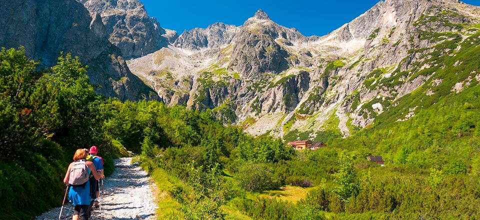 Randonnées engagées sur les hauteurs du paradis slovaque à partir d 'un hôtel confortable