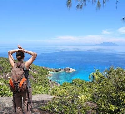 Mahé, Praslin, La Digue: randonnées à travers jungle luxuriante et plages désertes, et fin de séjour paradisiaque à l'île au Cerf