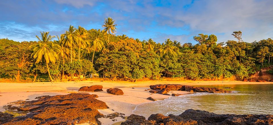 Balades et farniente sur les îles sauvages de Thaïlande : Koh Mook, Koh Kradan et Koh Libong après une visite guidée de Bangkok