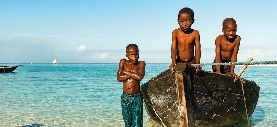 Safari Confort en famille dans les plus beaux Parcs du Nord de la Tanzanie et détente à Zanzibar 