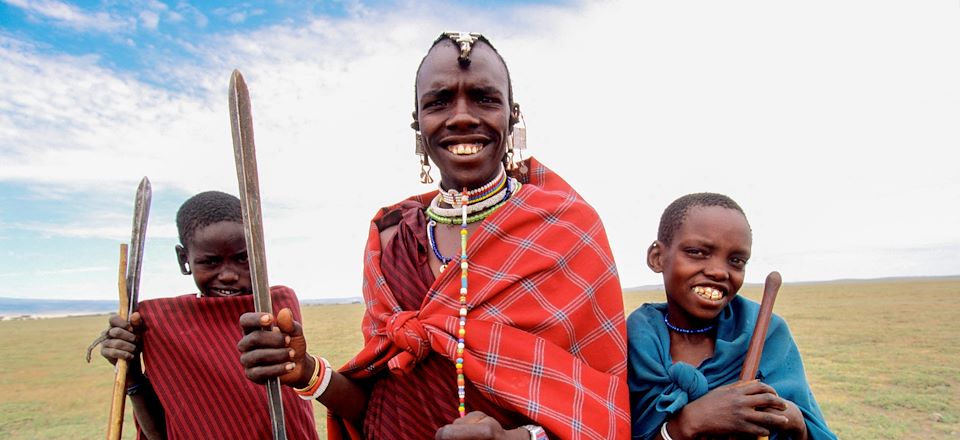 Explorez la Tanzanie en famille : Safari privé sur les traces du Big Five, rencontres avec les Maasaï et plages à Zanzibar... 