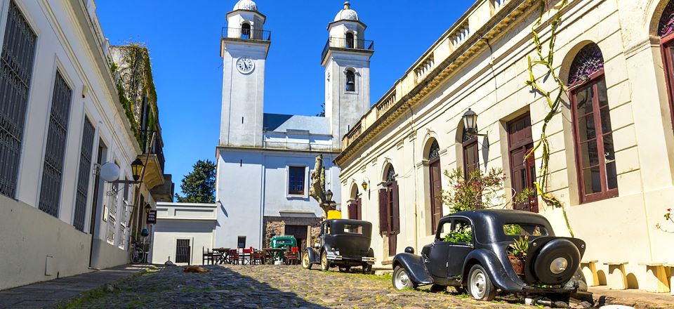 Découverte du littoral à l'arrière-pays uruguayen : Montevideo, Colonia del Sacramento, Quebrada de los Cuervos, Cabo Polonio...