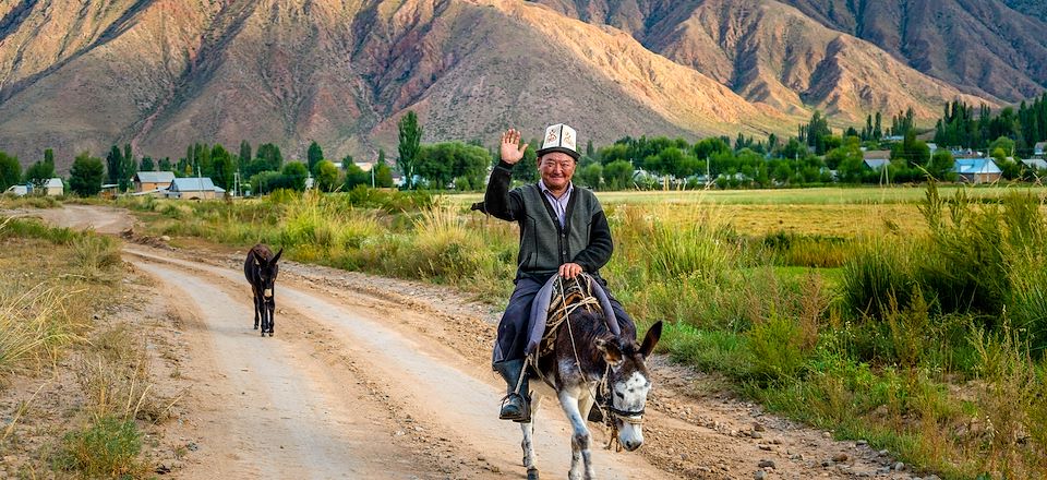 Circuit combiné Ouzbékistan Kirghizstan avec chauffeur privatif pour découvrir Khiva, Boukhara, Samarcande et randonner à Son Koul