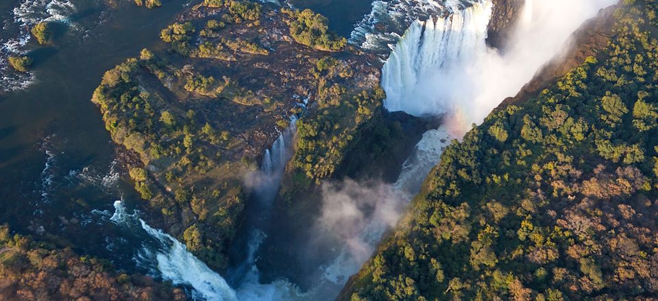 Voyage complet au cœur des plus beaux joyaux du Zimbabwe : Parc Nationaux de Matobo et Hwange, Ruines légendaires et Vic Falls !
