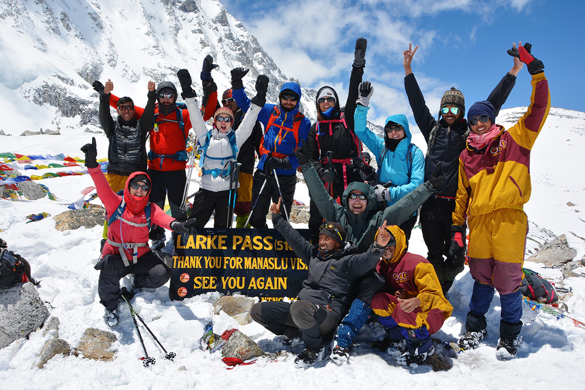 Circuit du Manaslu en petit groupe à Larke Pass au Népal