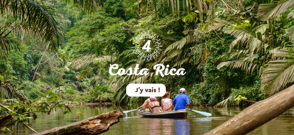 En canoë sur les canaux de Tortuguero au Costa Rica.
