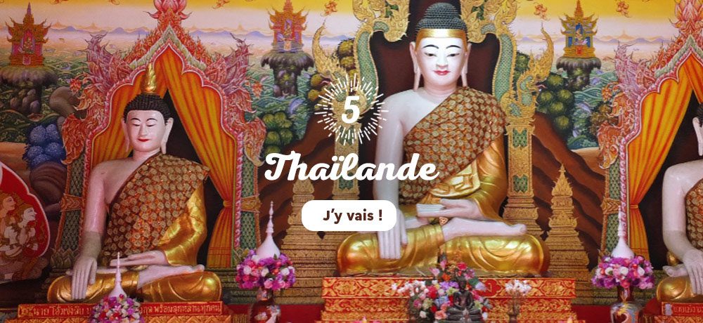 Bouddhas au temple de Doi Suthep à Chiang Mai en Thaïlande