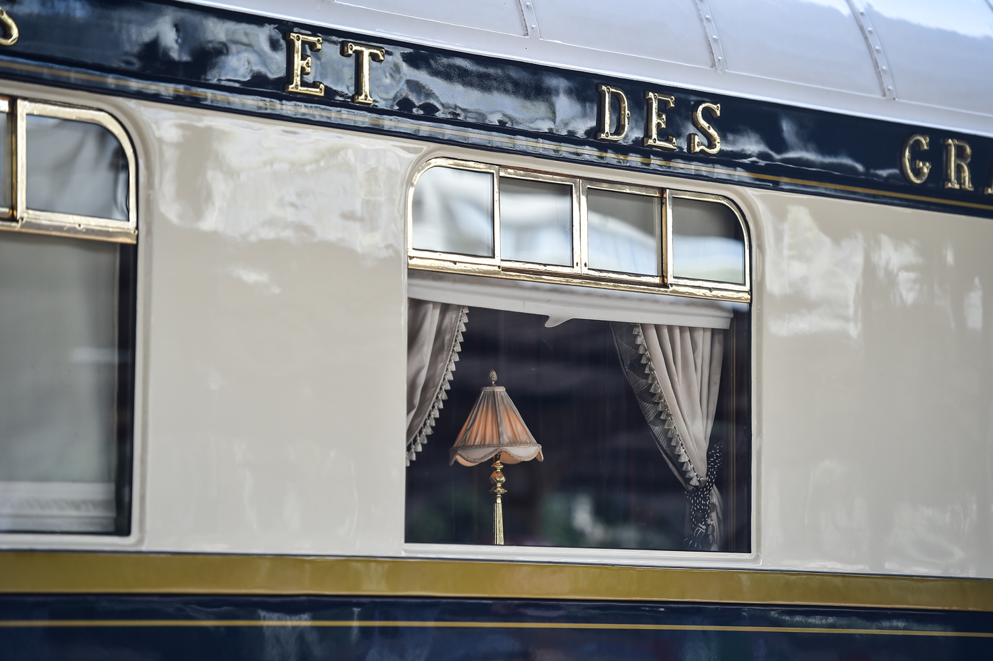 Voyage en train mythique dans le monde - Orient Express en gare centrale de Bucarest